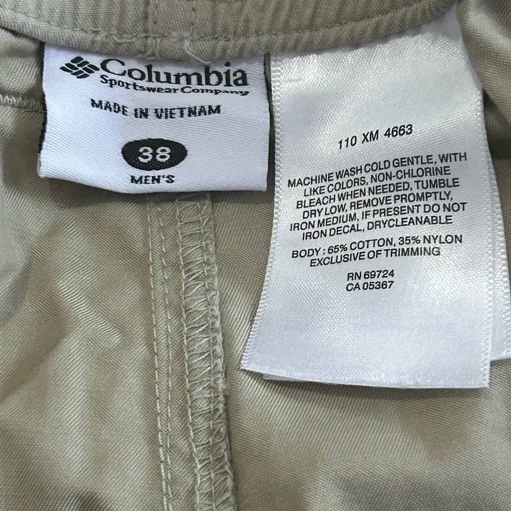 Columbia Men's Silver Ridge 10” Cargo Hiking Shorts Size 38 Beige